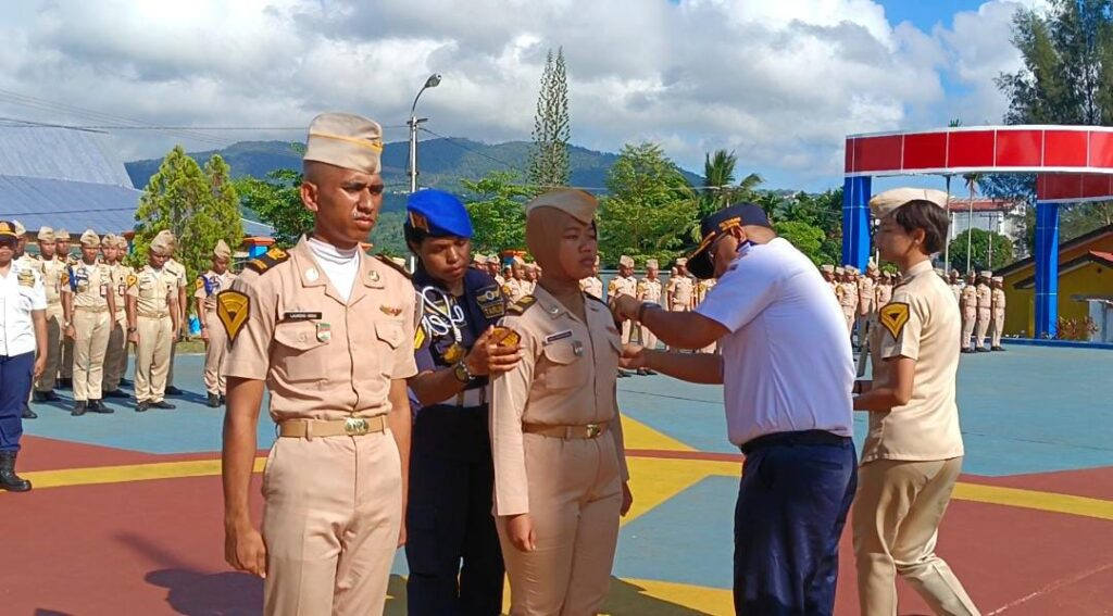 Upacara Kenaikan Tingkat Taruna/i