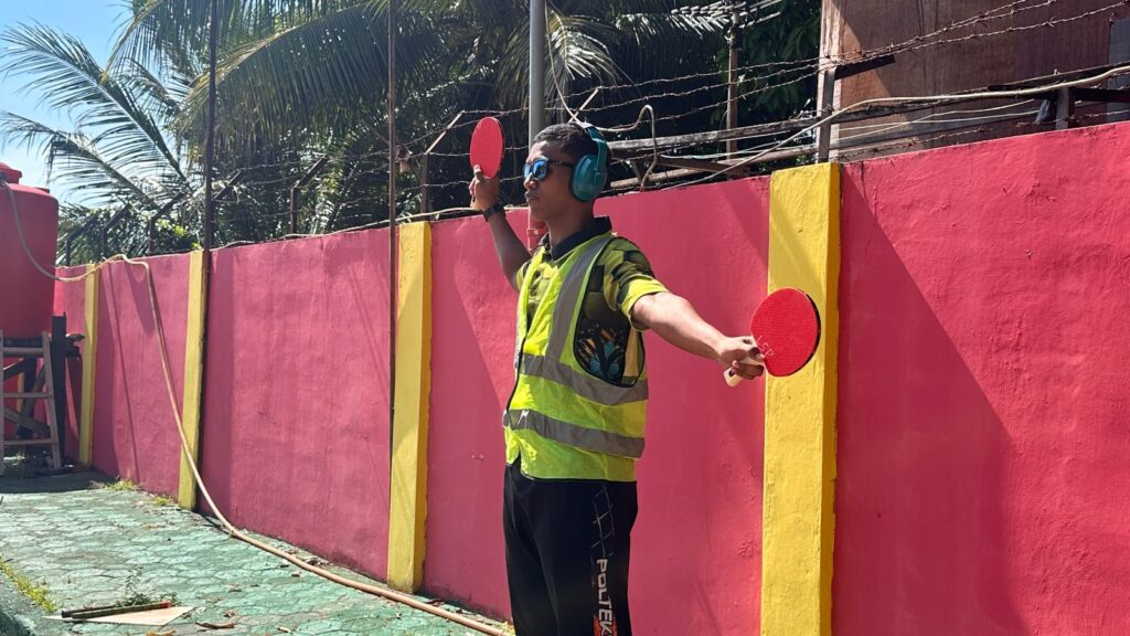 Pengujian Kompetensi Pemandu Parkir Pesawat Udara Sayap Tetap (LSP P1 Poltekbang Jayapura)