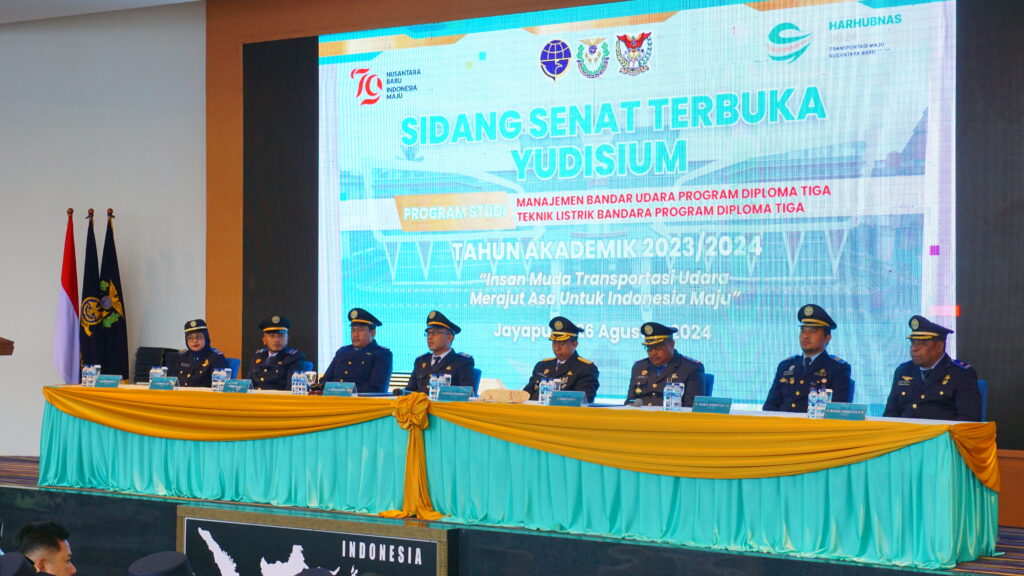 Sidang Senat Terbuka Yudisium Politeknik Penerbangan Jayapura