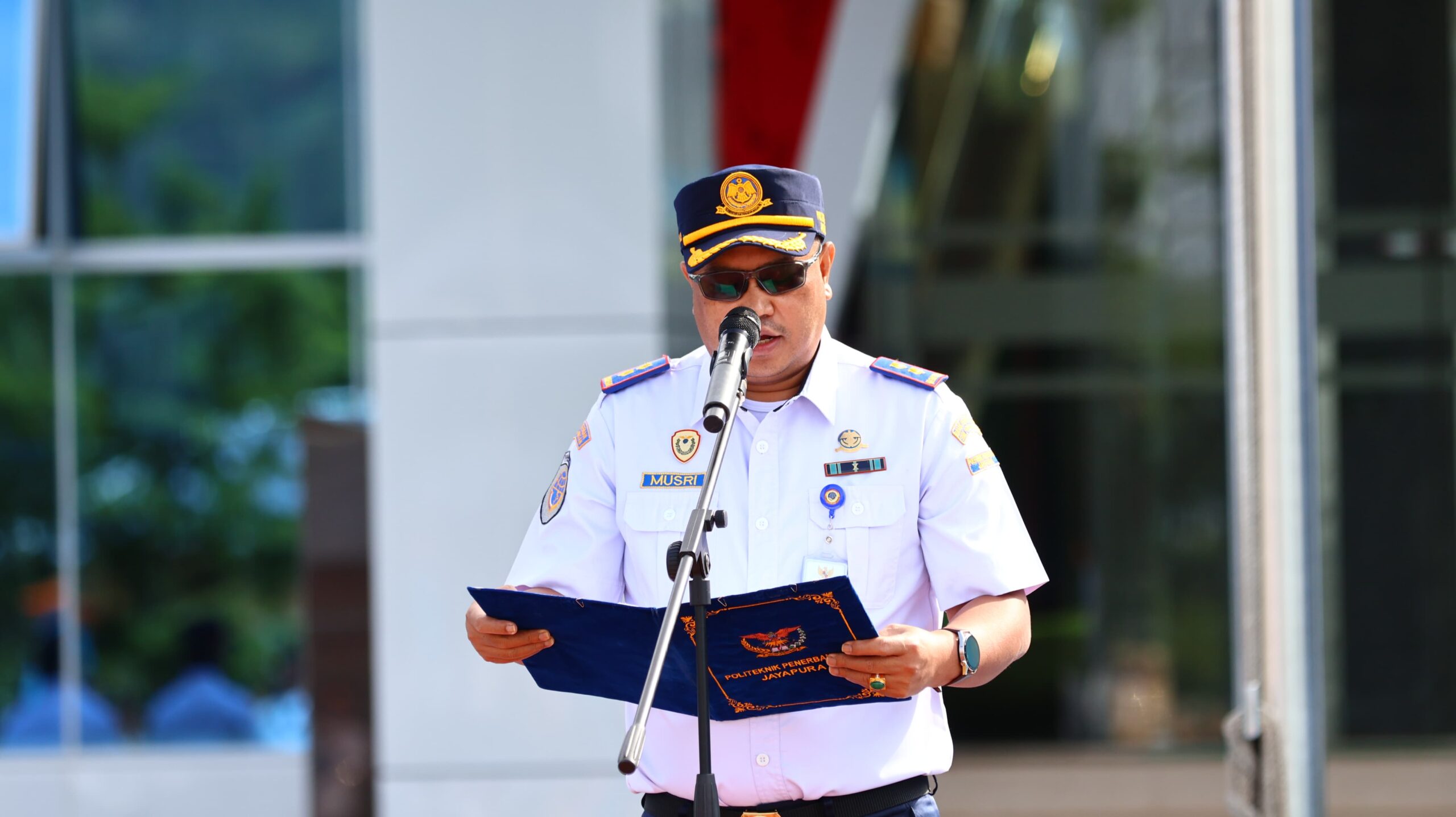 Upacara Bendera memperingati Hari Pahlawan Nasional 2024 : Memperingati Jiwa Kepahlawanan, Menumbuhkan Semangat Bangsa